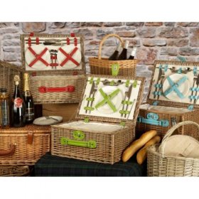 Green Chiller 4 Person Hamper