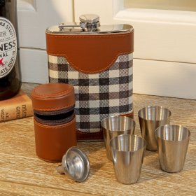 8oz Chequered Faux Leather Hip Flask & Shot Glass