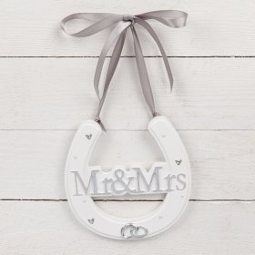 Amore Resin Wedding Horse Shoe White - Mr & Mrs 